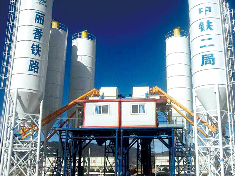 成都強制型混凝土攪拌機為何抱軸